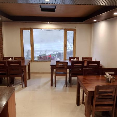 Hotel Di Villa Manāli Εξωτερικό φωτογραφία